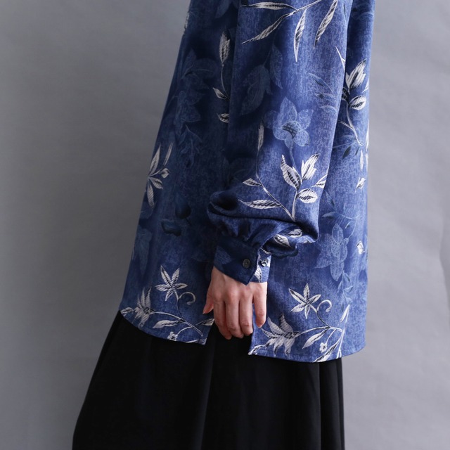 blue base art flower pattern l/s open collar shirt