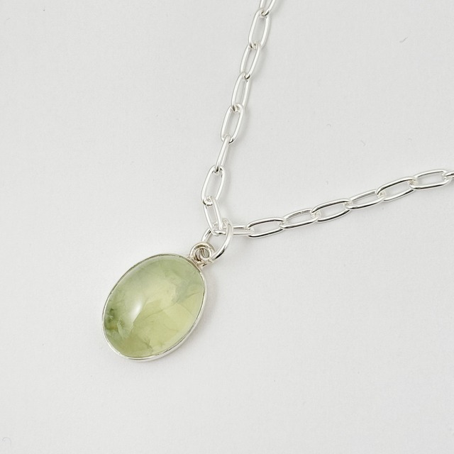 Lagoon Original プレナイト M size オーバル ネックレス　