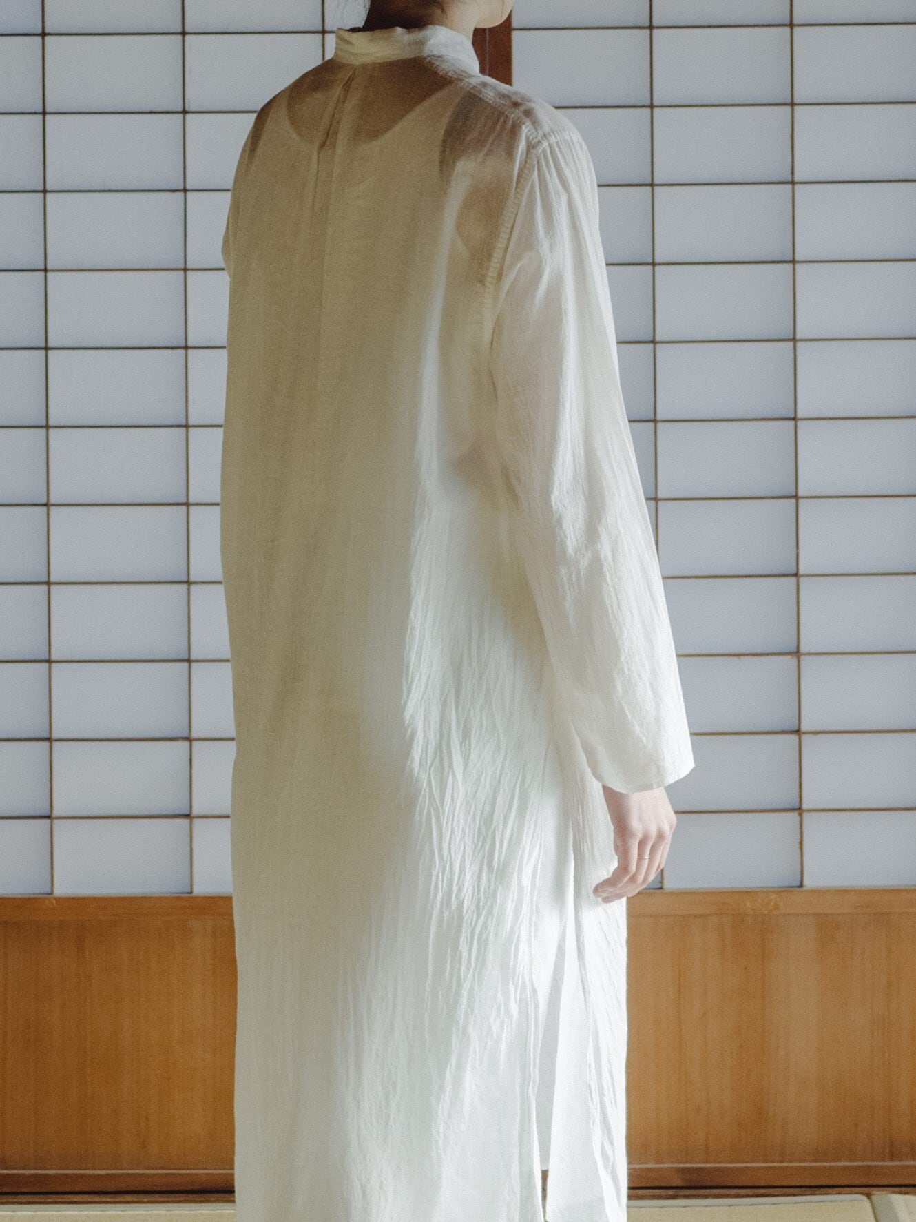 美品 ヤエカ YAECAクルタシャツ KHADI WHITE ユニセックス YAECA khadi ｜クルタシャツロングcloud -No1 | 御茶屋跡