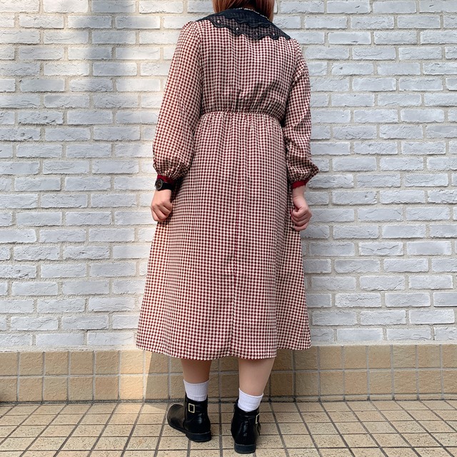 Sale レトロ柄ワンピース B Mocha 下北沢 Sale レトロ柄ワンピース B Mocha 下北沢
