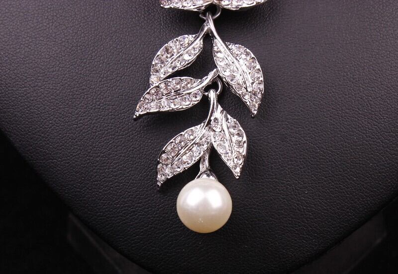 （27）アクセサリー　イミテーション　ネックレス　ピアス　指輪　ブローチ レシピNo.KR1052 メタルフラワーのスウィングイヤーアクセサリー2種