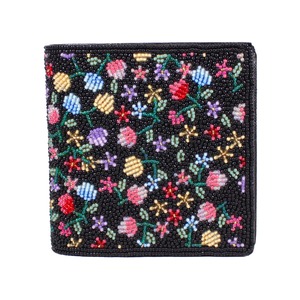 ビーズ刺繍二つ折り財布（#052 黒 ベリー柄）