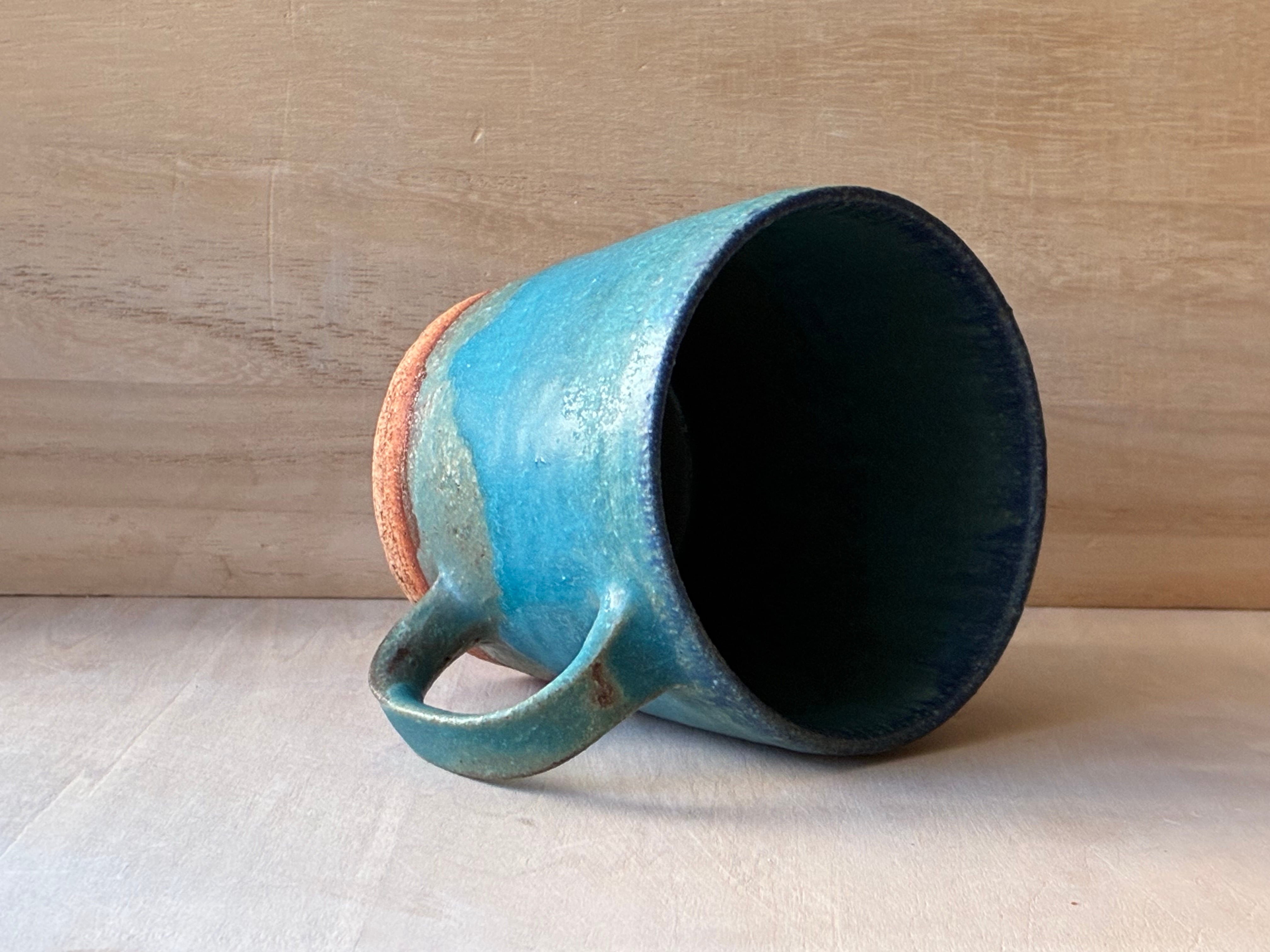 渋い青（口縁濃いブルー景色Lサイズ)270ml マグカップ コーヒーカップ