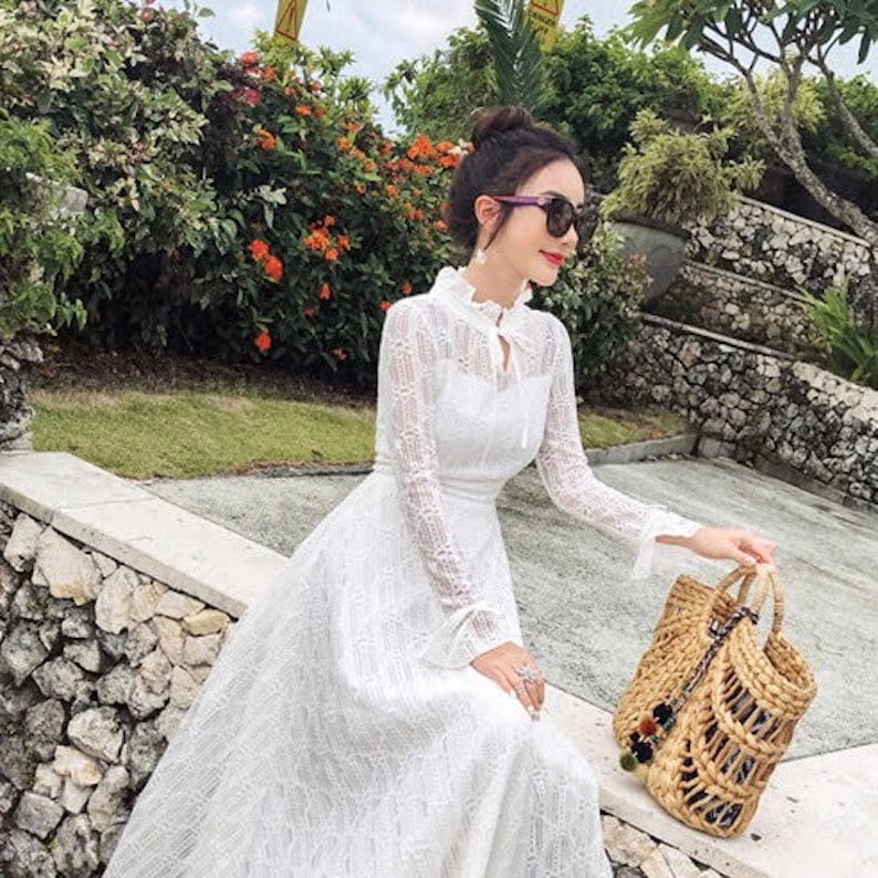 レース長袖ロングワンピース フリルネック&フリル袖 | LILIANA