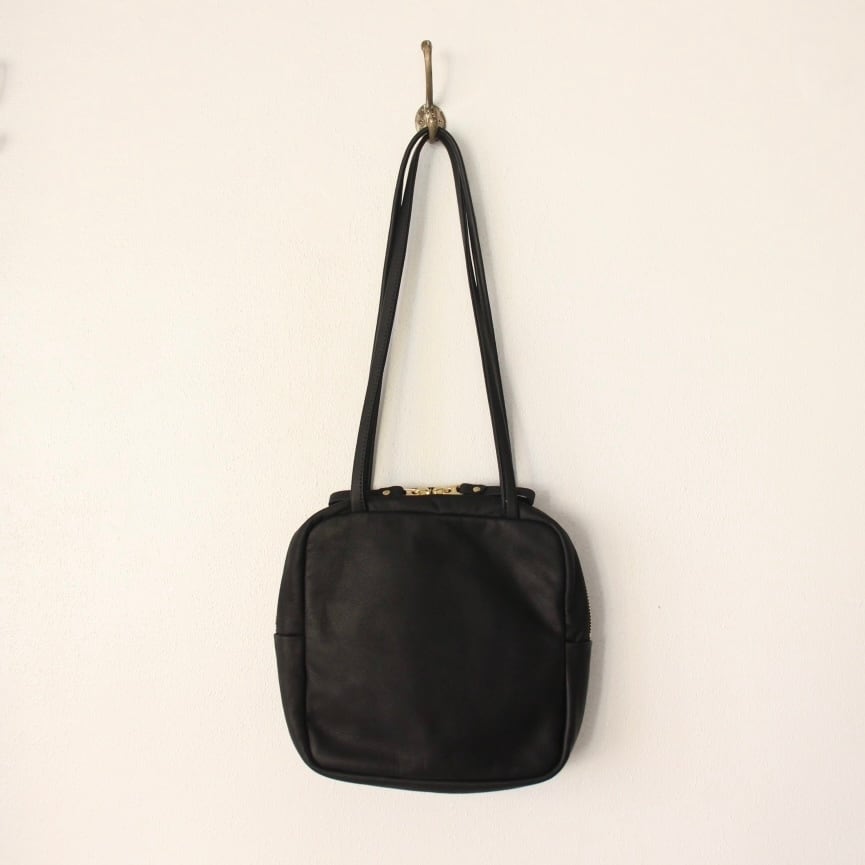 Ampersand WP leather box bag（防水レザーボックスバッグ） | coromo