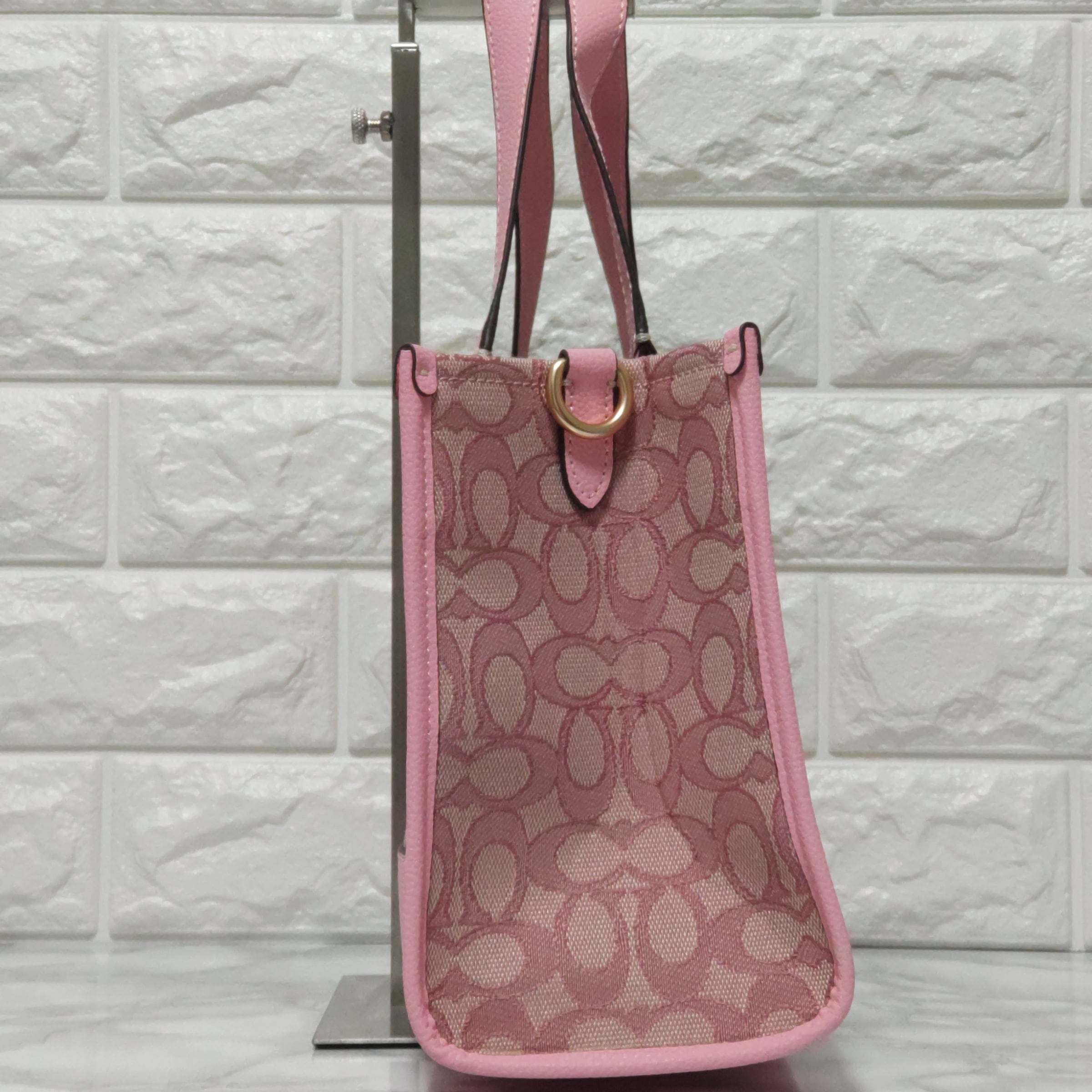 COACH コーチ ：トートバッグ デンプシーキャリーオールトートC8448  