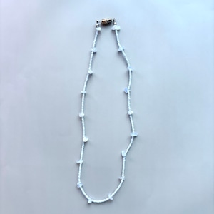 vintage beadsのネックレス ブルーレース(x020)