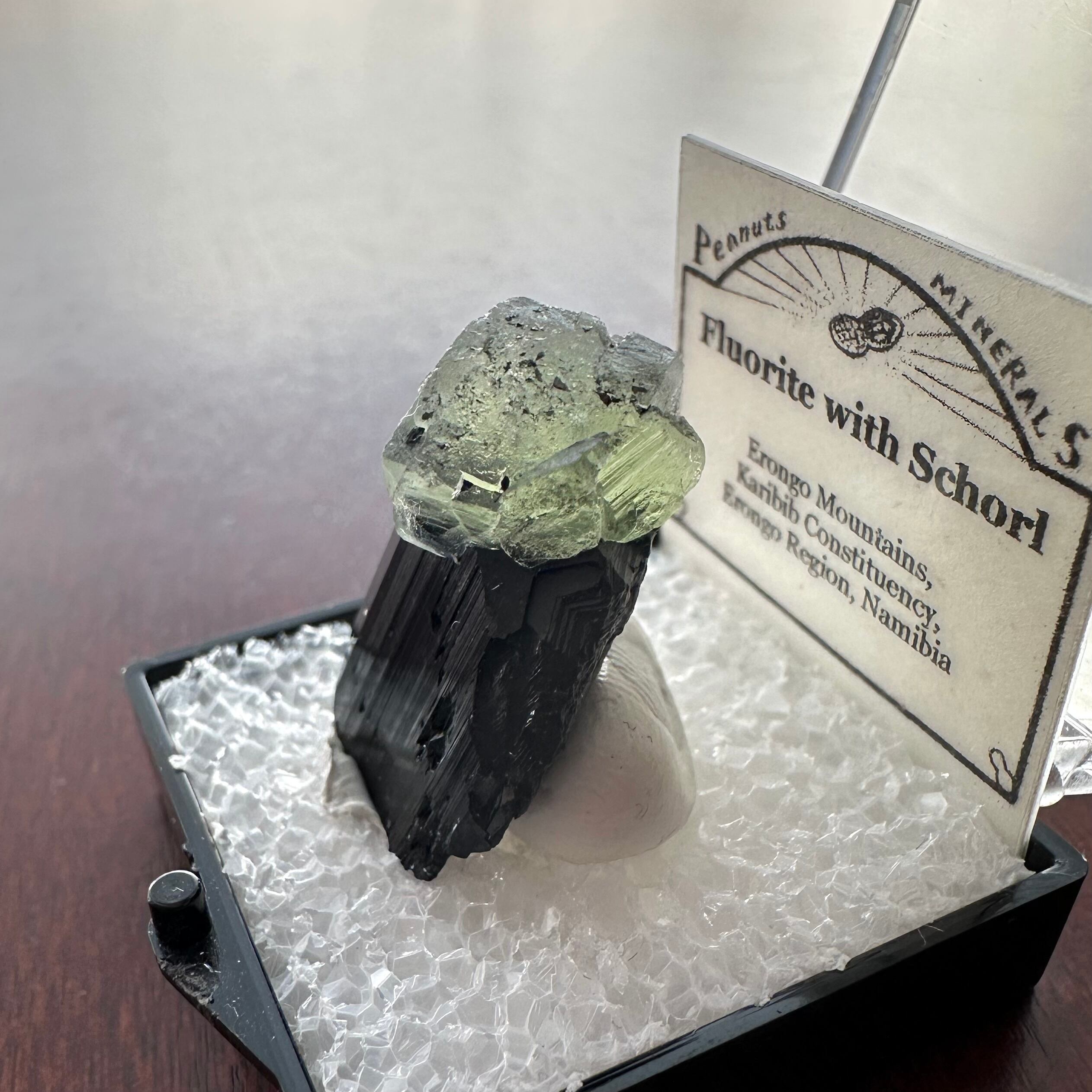 フローライト inショール フローライト / ショール【Fluorite with Schorl】ナミビア産