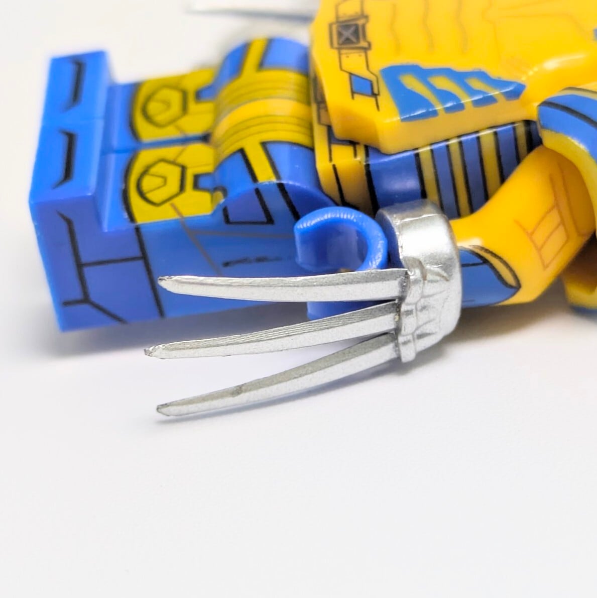 ♧【ブロックフィギュアキーホルダー】Wolverine ( ウルヴァリン ) 実写ver. / X-MEN / ニューアベンジャーズ / MARVEL〚アメリカン雑貨 アメトイ〛