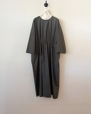 SI-HIRAI (スーヒライ)  リラックスドレス RELAXED DRESS