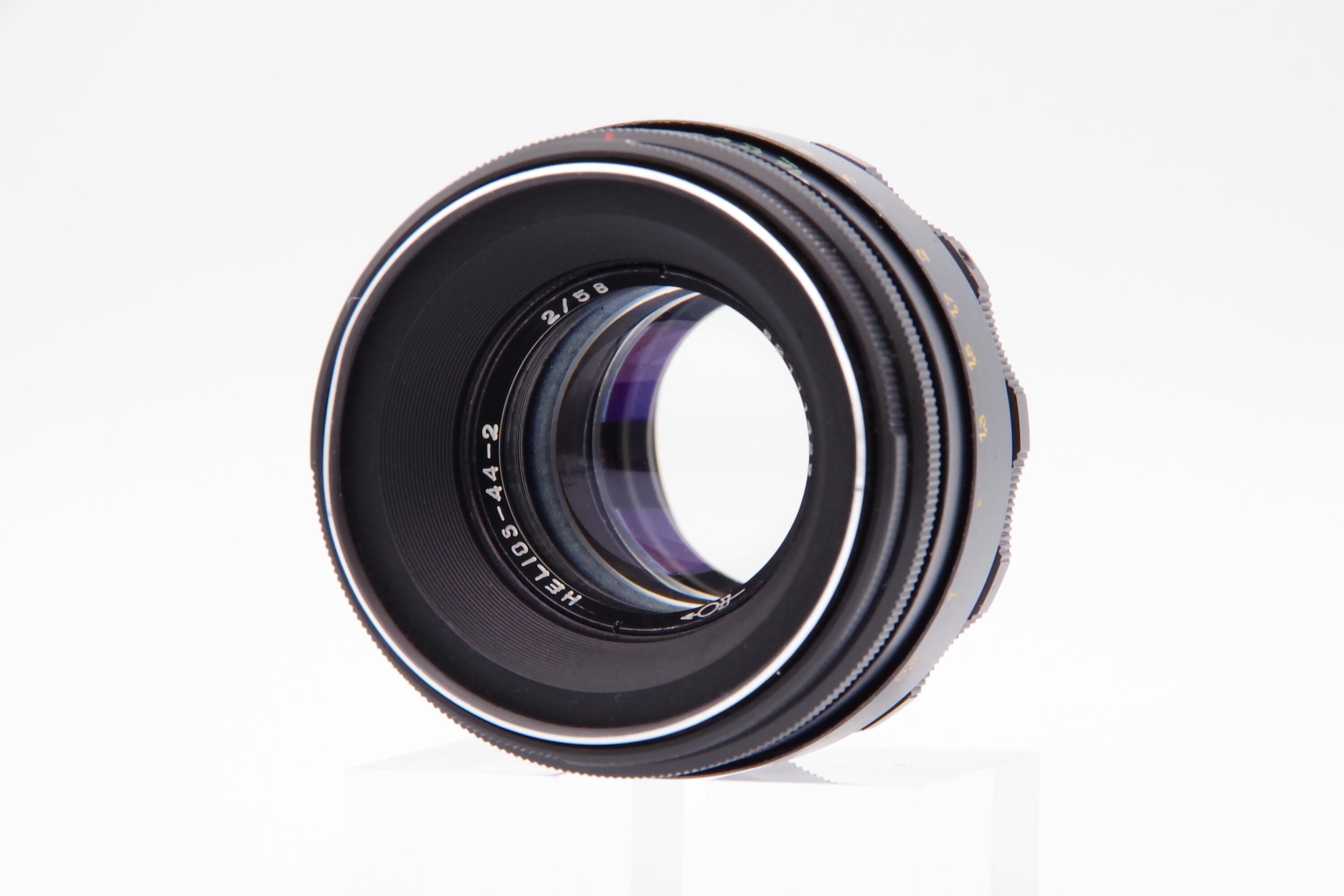 Helios 44-2 58mm F2　M42マウント HELIOS 44 - 2 (2/58mm) Soviet Legendary Lens Biotar Mount M42