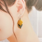 【 サージカルステンレス 】木の葉2連ピアス イエロー×シルバー