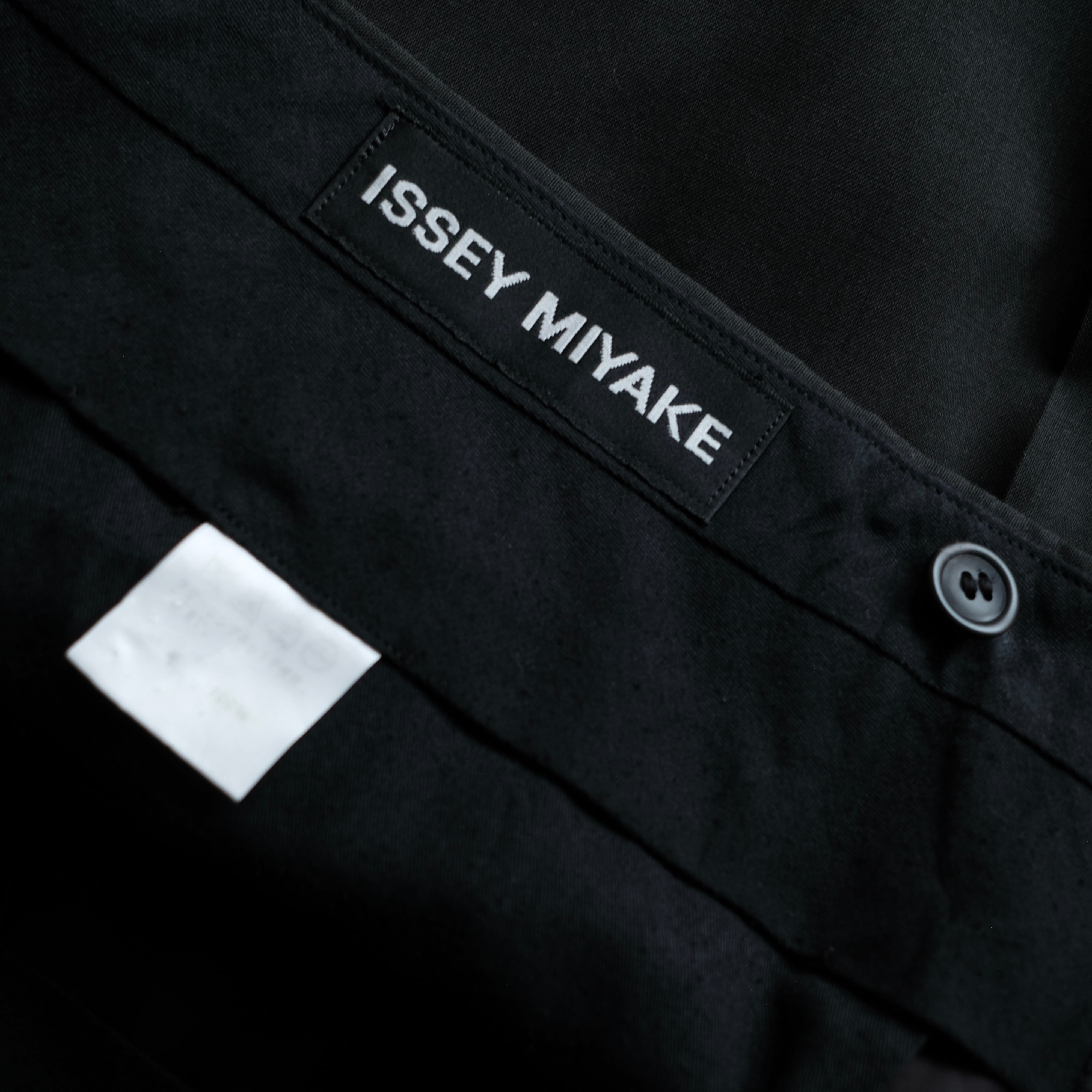 90s ISSEY MIYAKE 2TAC WOOL SLACKS | safarionline