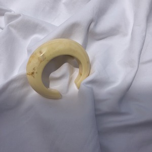 oval cut marble bangle