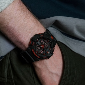 日本未発売 CASIO カシオ G-SHOCK ジーショック Ignite Red イグナイトレッド シリーズ GA-700BNR-1A 腕時計 メンズ