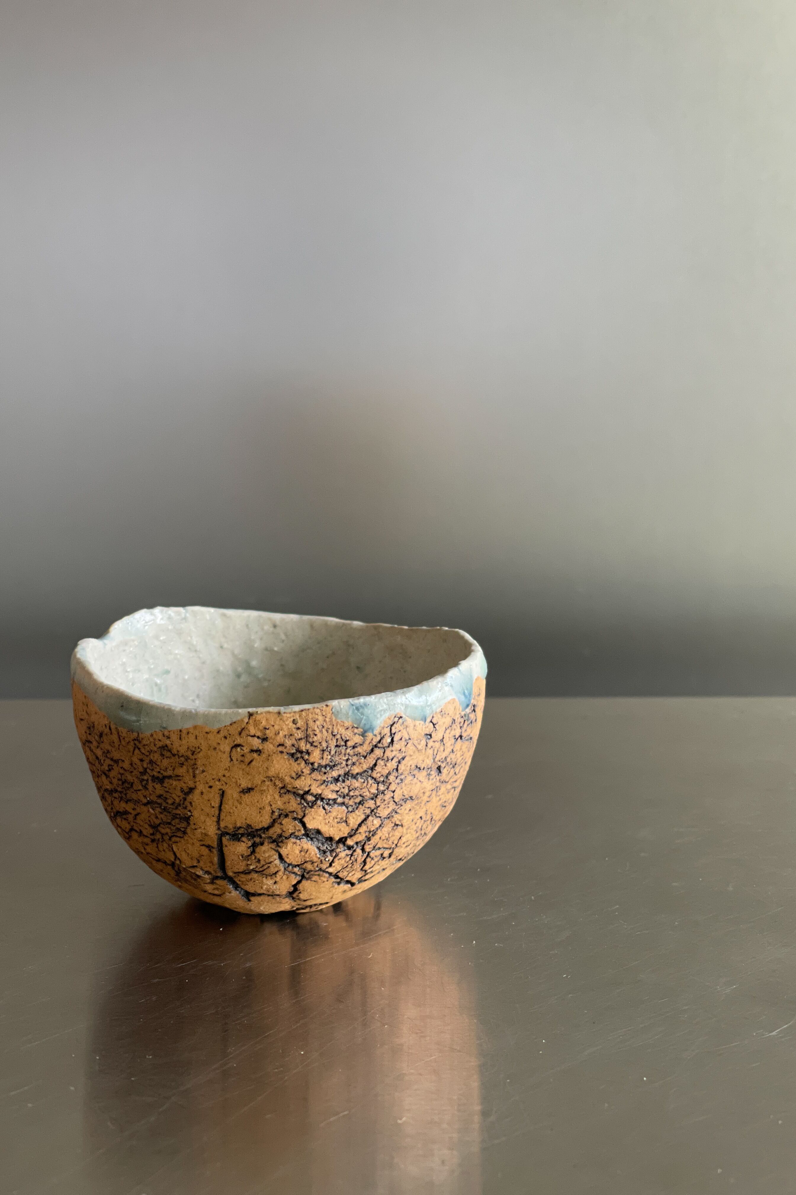 内藁灰釉砂化粧 酒盃 村上躍 作 MY2404_64 | web-shop MITATE 