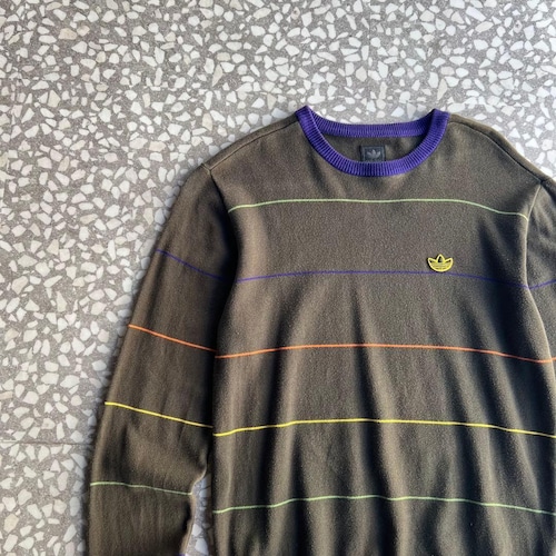 adidas / 00's border light knit size M