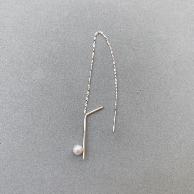 Stick pearl chain pierce silver(曲がり)