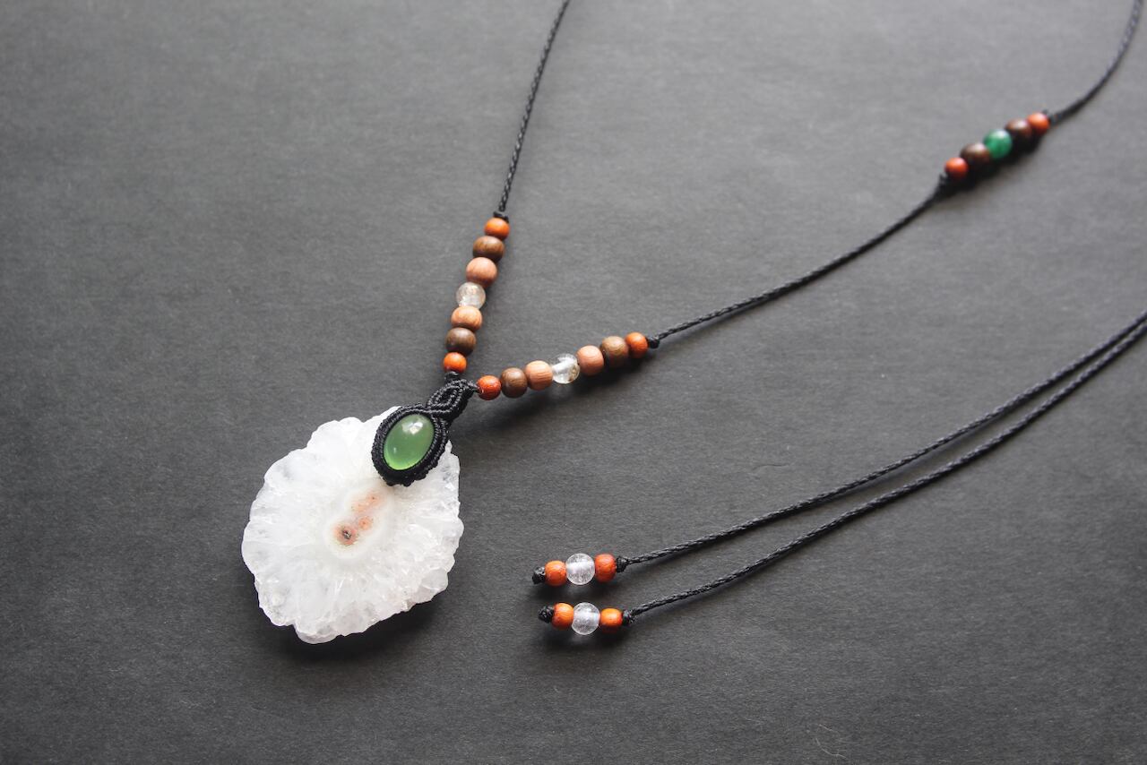 Solar Quartz & Serpentine micro macrame woody pendant