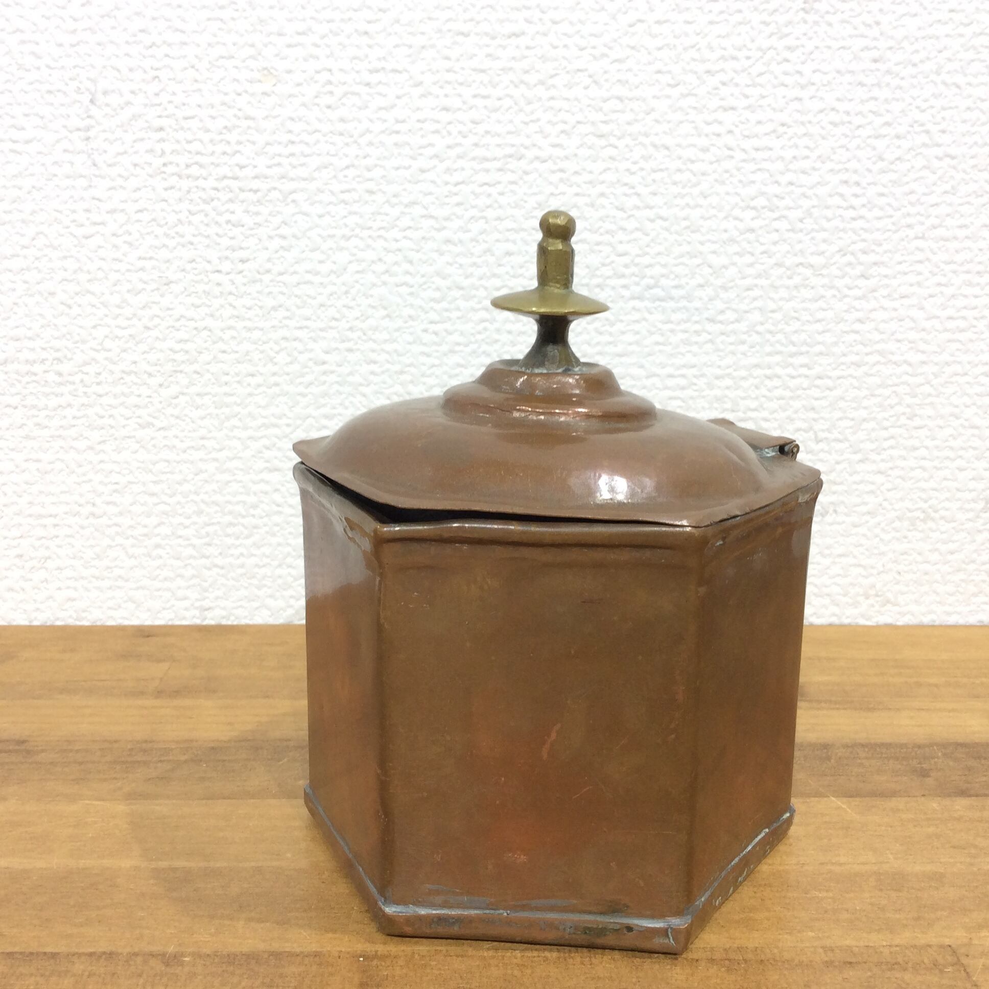 小物入れ　銅製　アンティーク 銅製入れ物