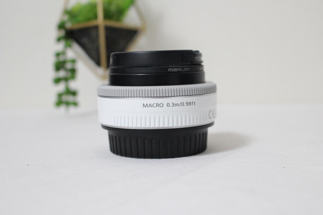 美品✨ Canon EF 40mm F2.8 STM ホワイト 一眼レフ
