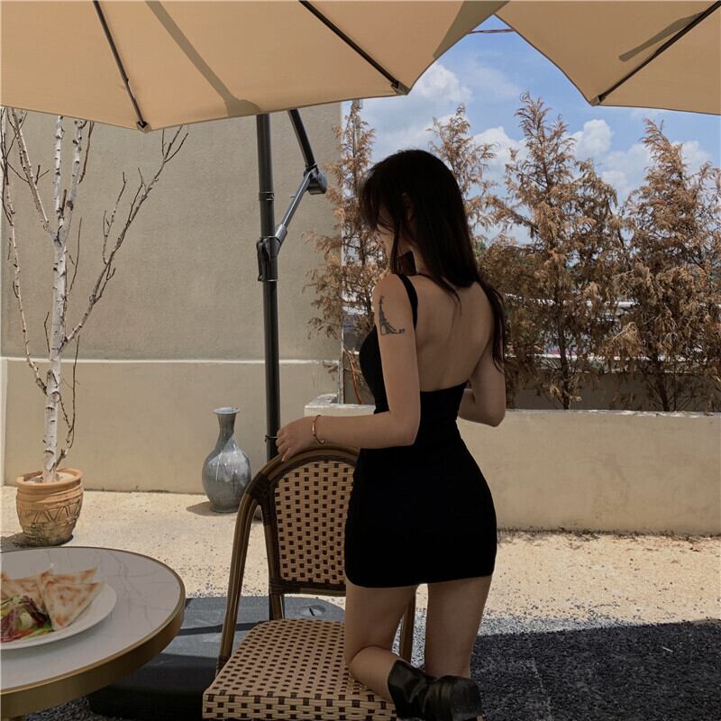 ドレス スリムバックレスショートスカート スプリングブラック 春物 ブラックストロベリース26508120478