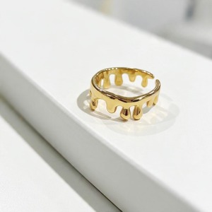 T31 - Liquid Gold Ring 2