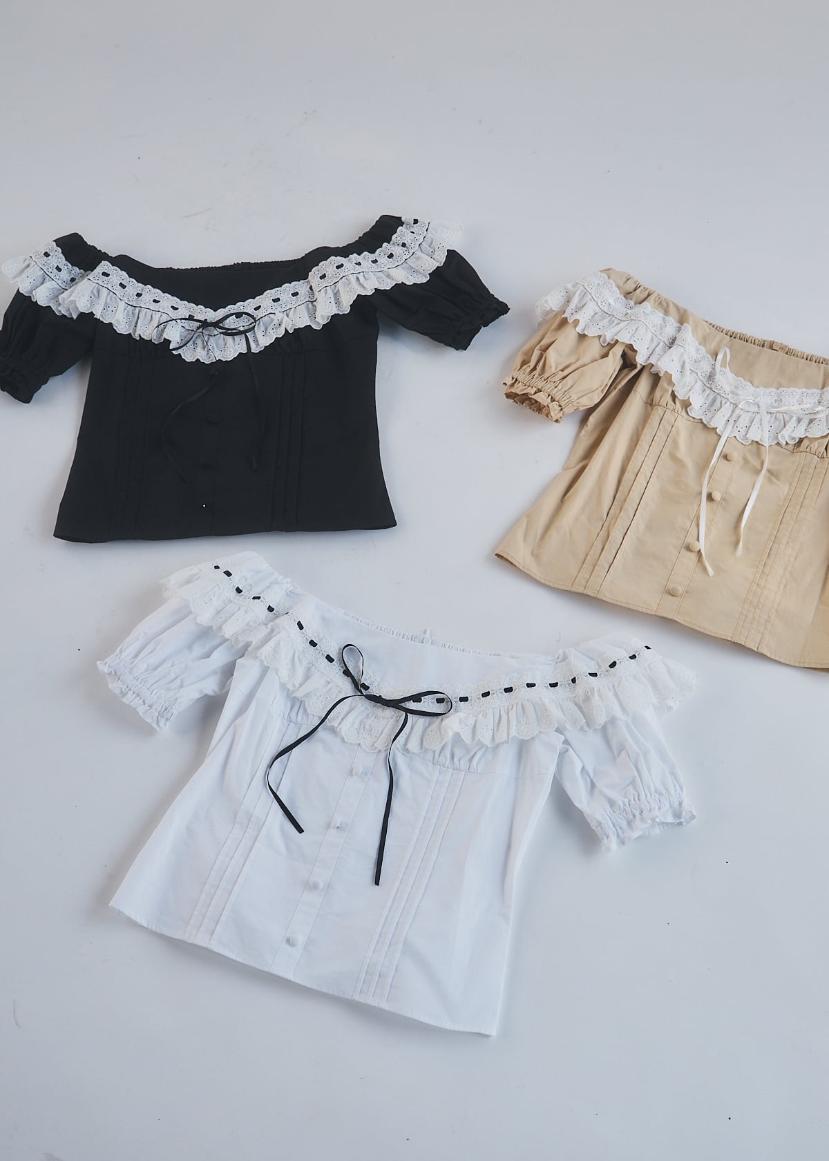 pain】オフショルシャツトップス | lilLilly official webstore