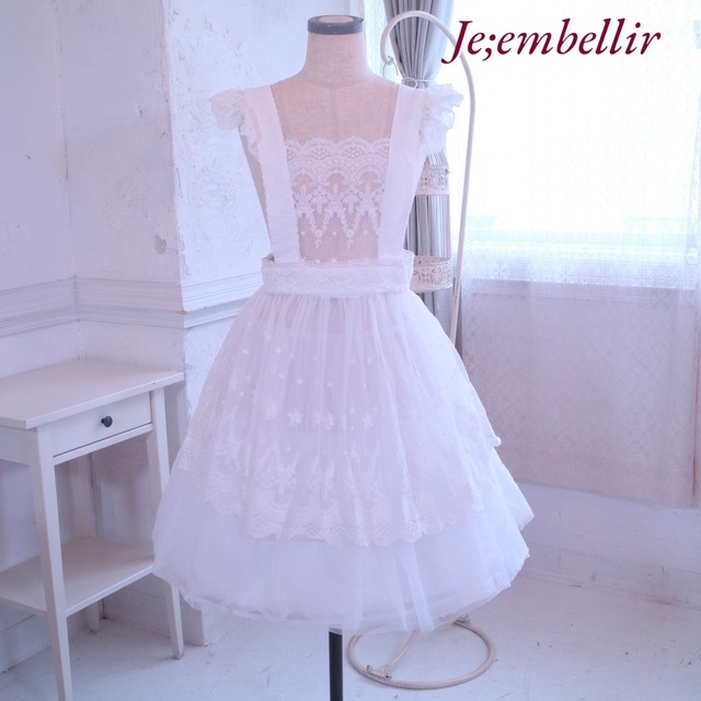 ショートレースタブリエ