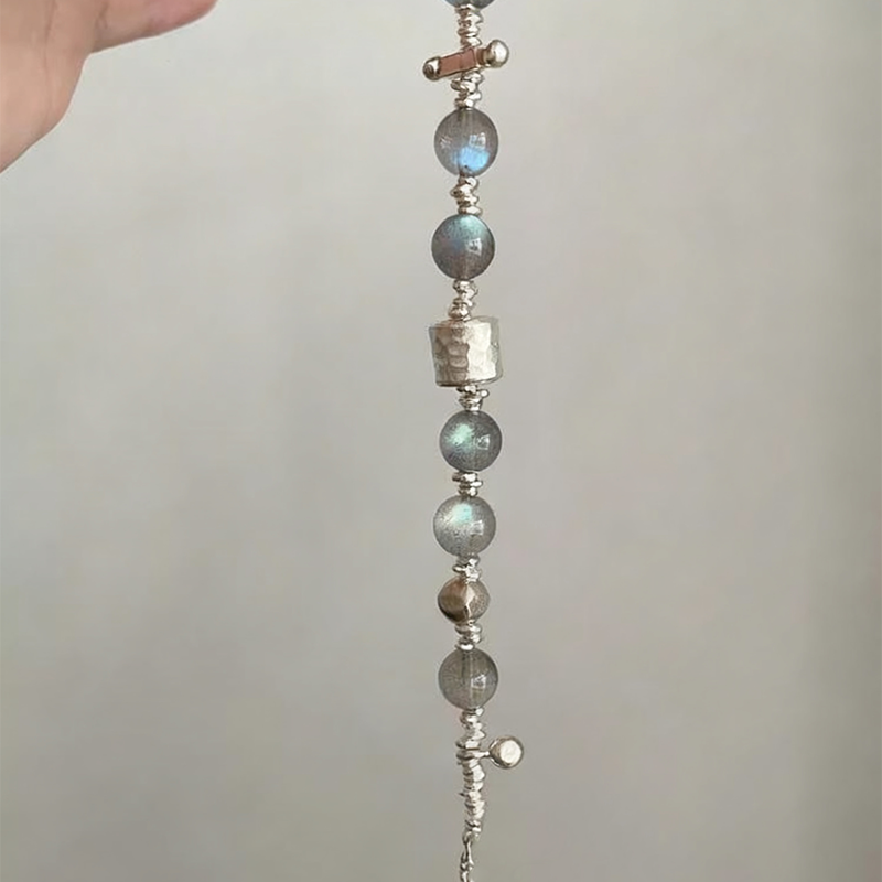 3FAN灰月光の猫目石ブレスレット