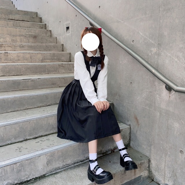 ゴスロリ系 スカート プリーツ サスペンダースカート 地雷系 Jk制服 ハイウエスト 細見え 膝丈 病みかわいい オルチャン 原宿系 10代 代 天使と悪魔 サブカル系ファッション Seasonz