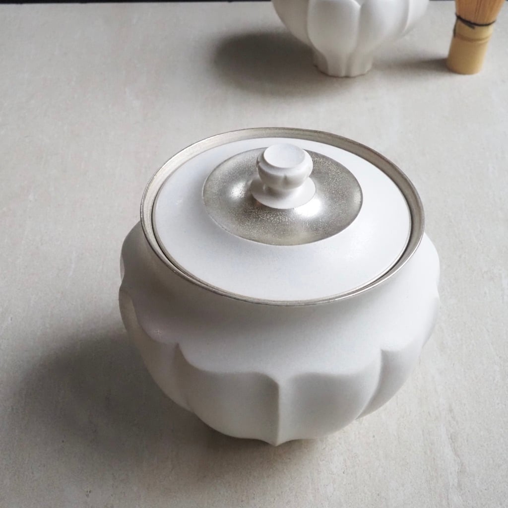 東 一仁/白稜花 水指
