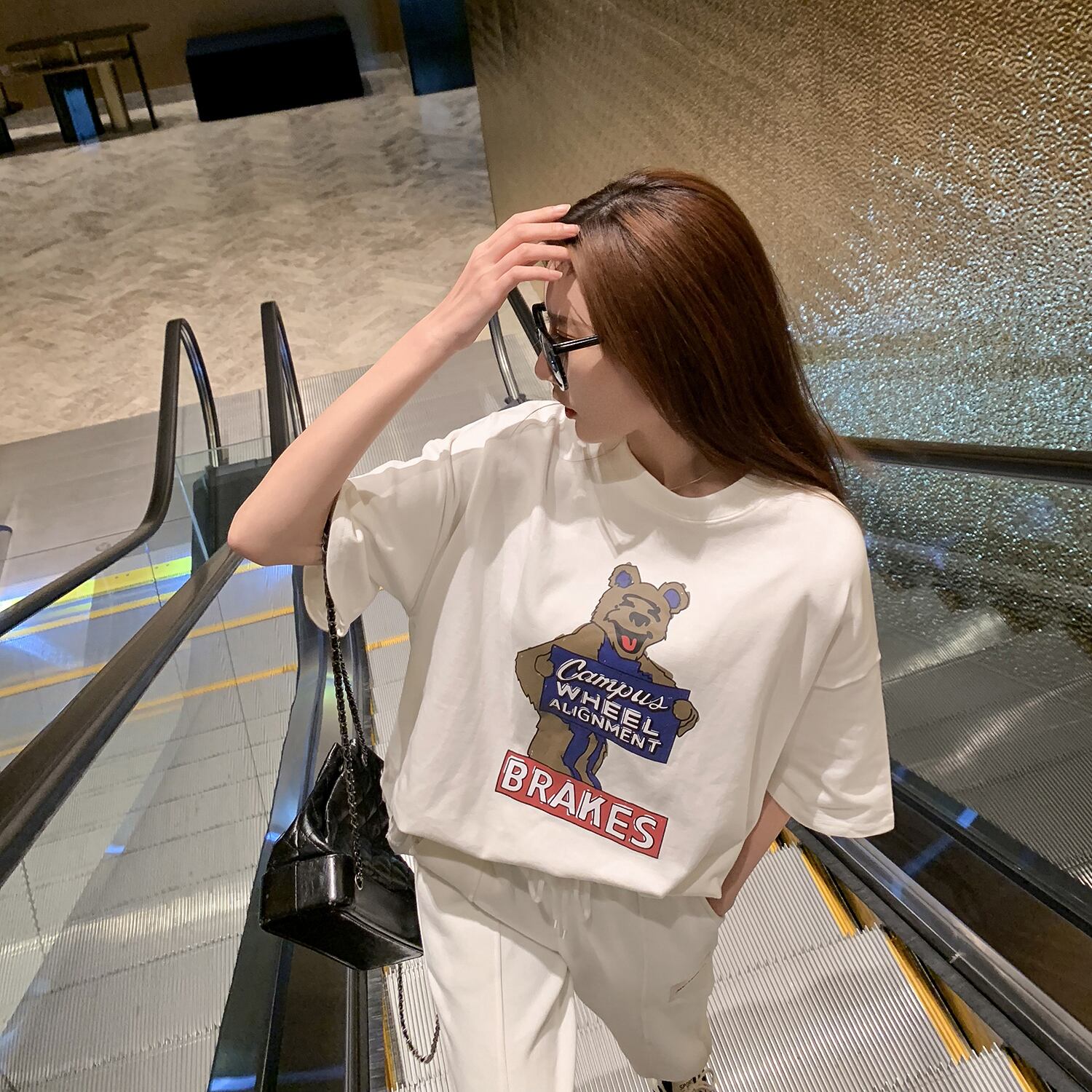 プリント柄レッドTシャツ ルーズホワイトトップス 6Du_Shop_Women46566888079