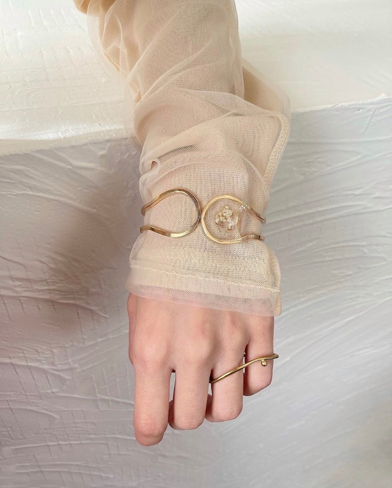 FRAME BANGLE