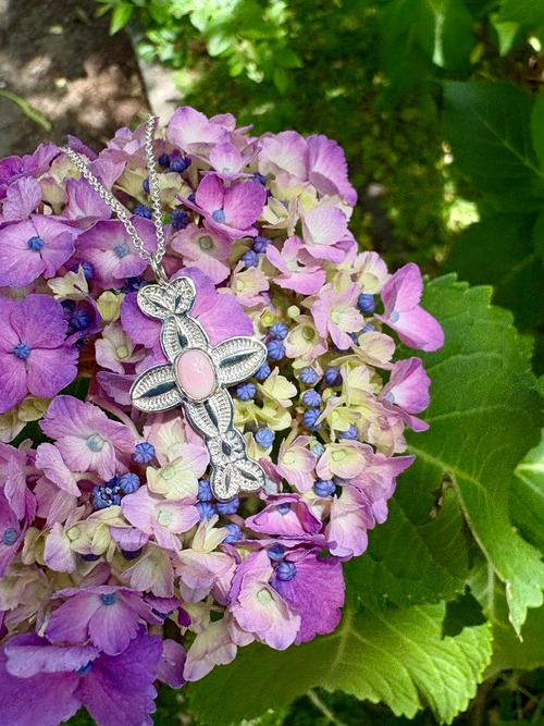 Pink Conch Shell Cross Pendant Necklace