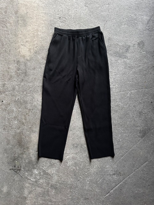 MAISON ARTICLE PLEATED PANT (black)