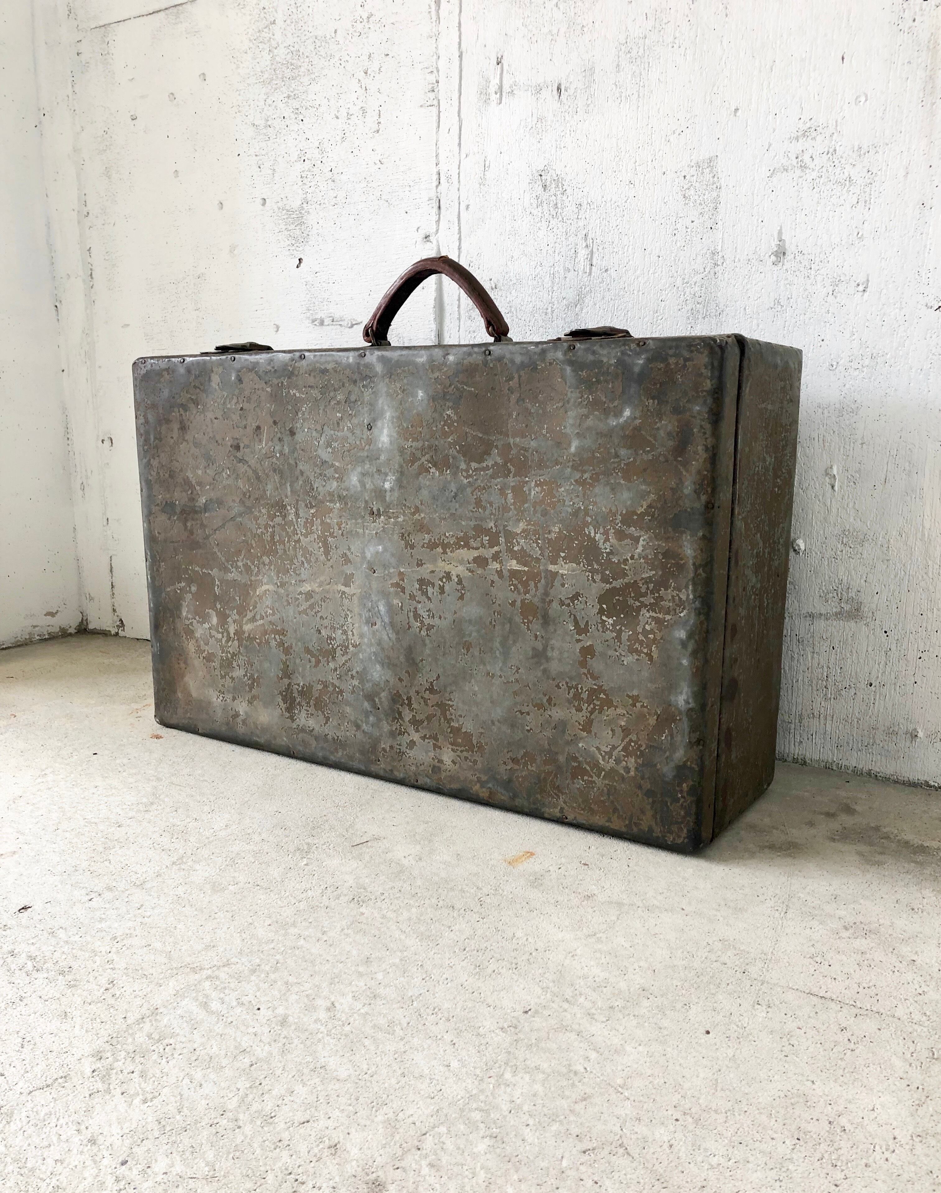 アルミ×古材のトランク［古家具］ | giraffes craft