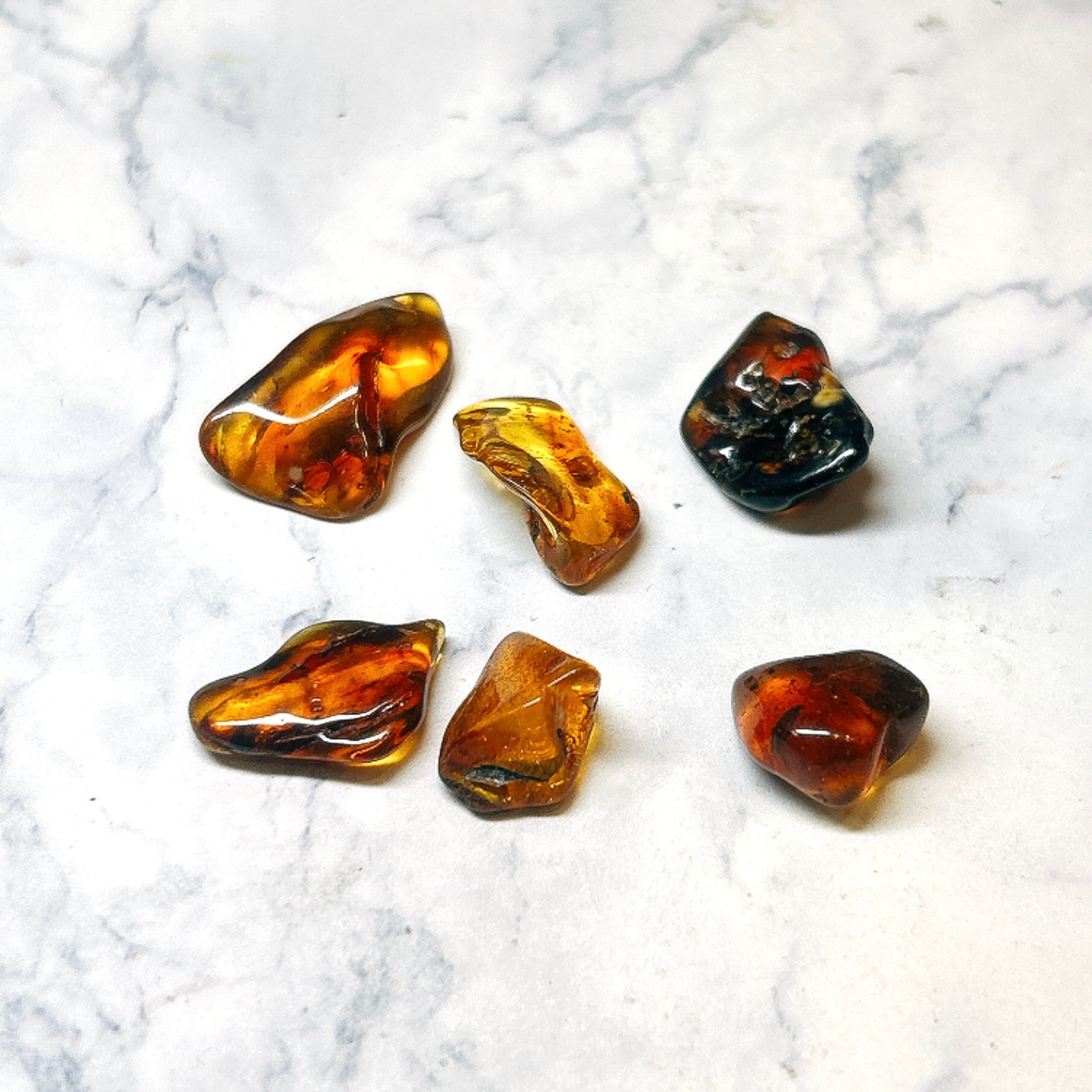 7 天然アンバー　琥珀（コハク）　スマトラ産 最最高品質天然琥珀（こはく）Amber 自由カット マダガスカル産 ｜石の