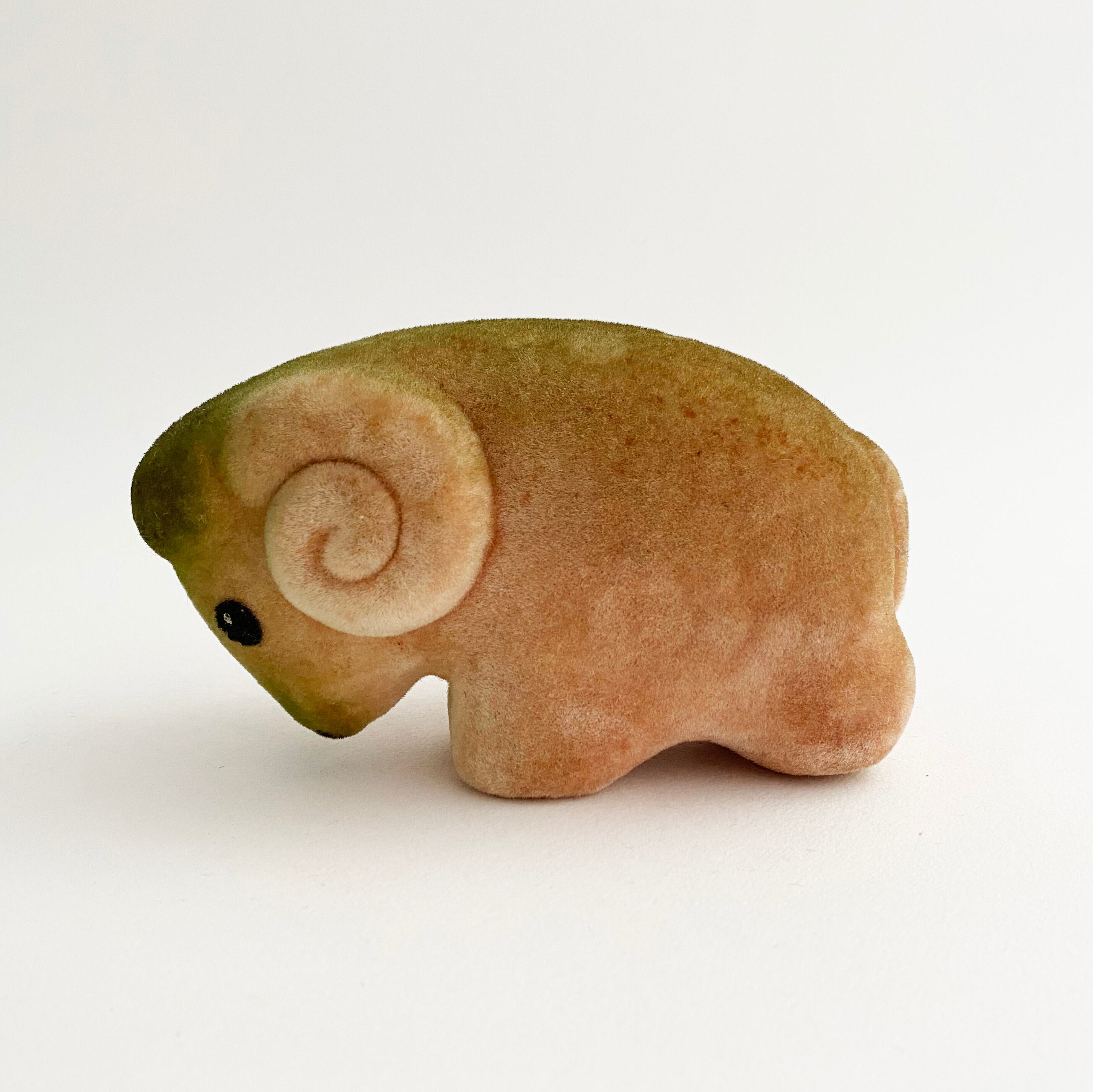 スポンジ人形（子羊）