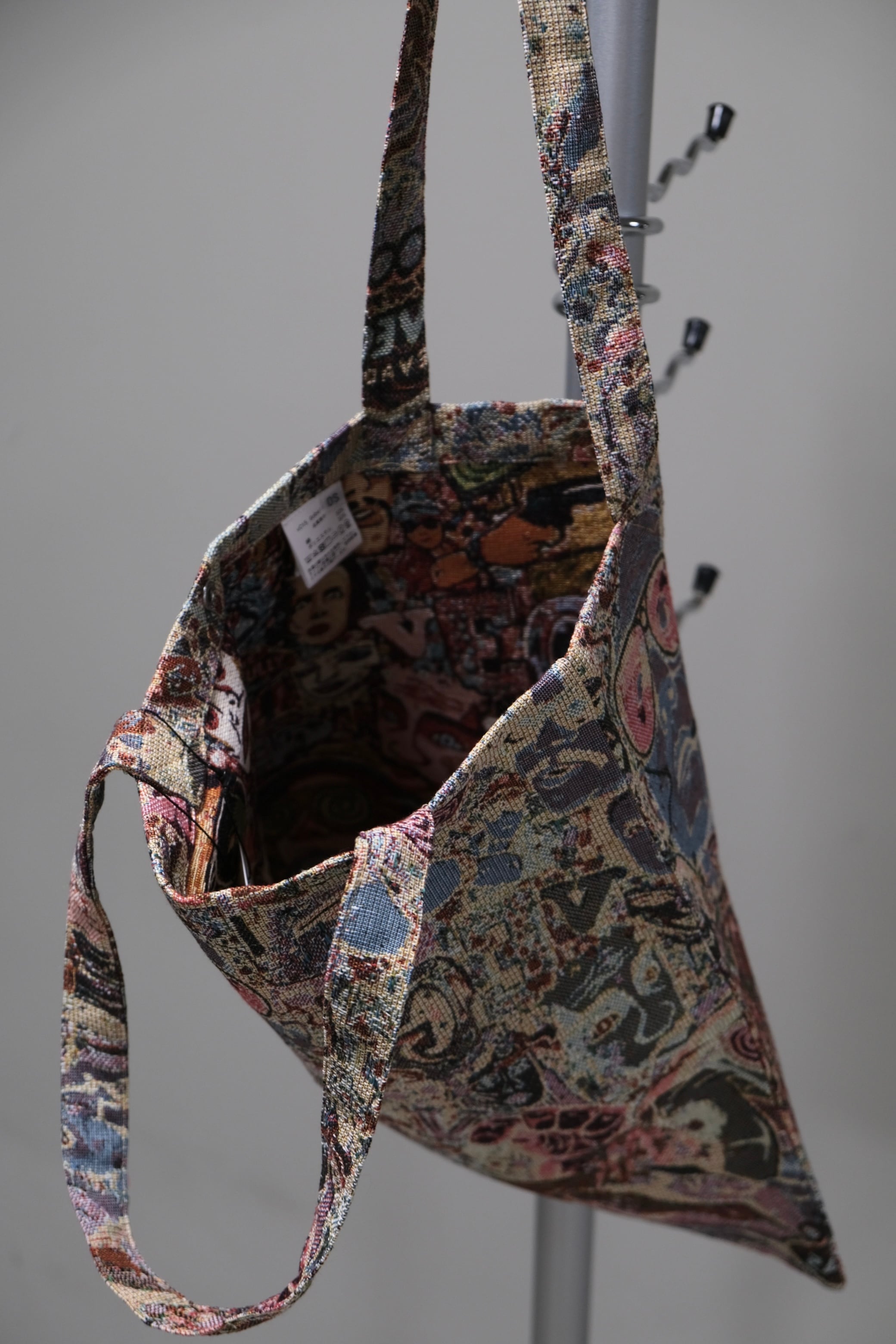 BLESS】Gobelinbag Las Vegas | loop
