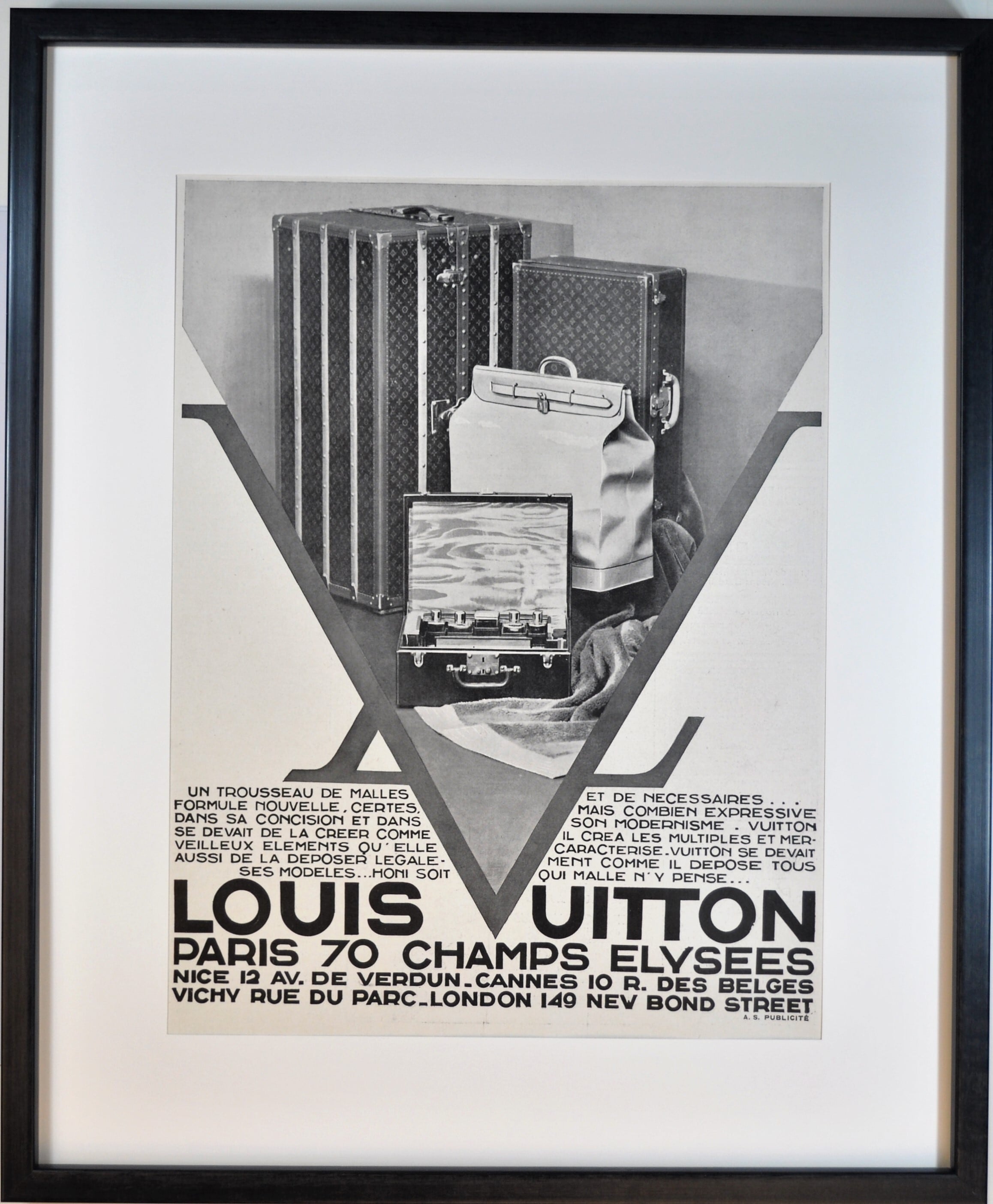 LOUIS VUITTON ルイヴィトン モノグラム11 ポスター | Eureka Vintage