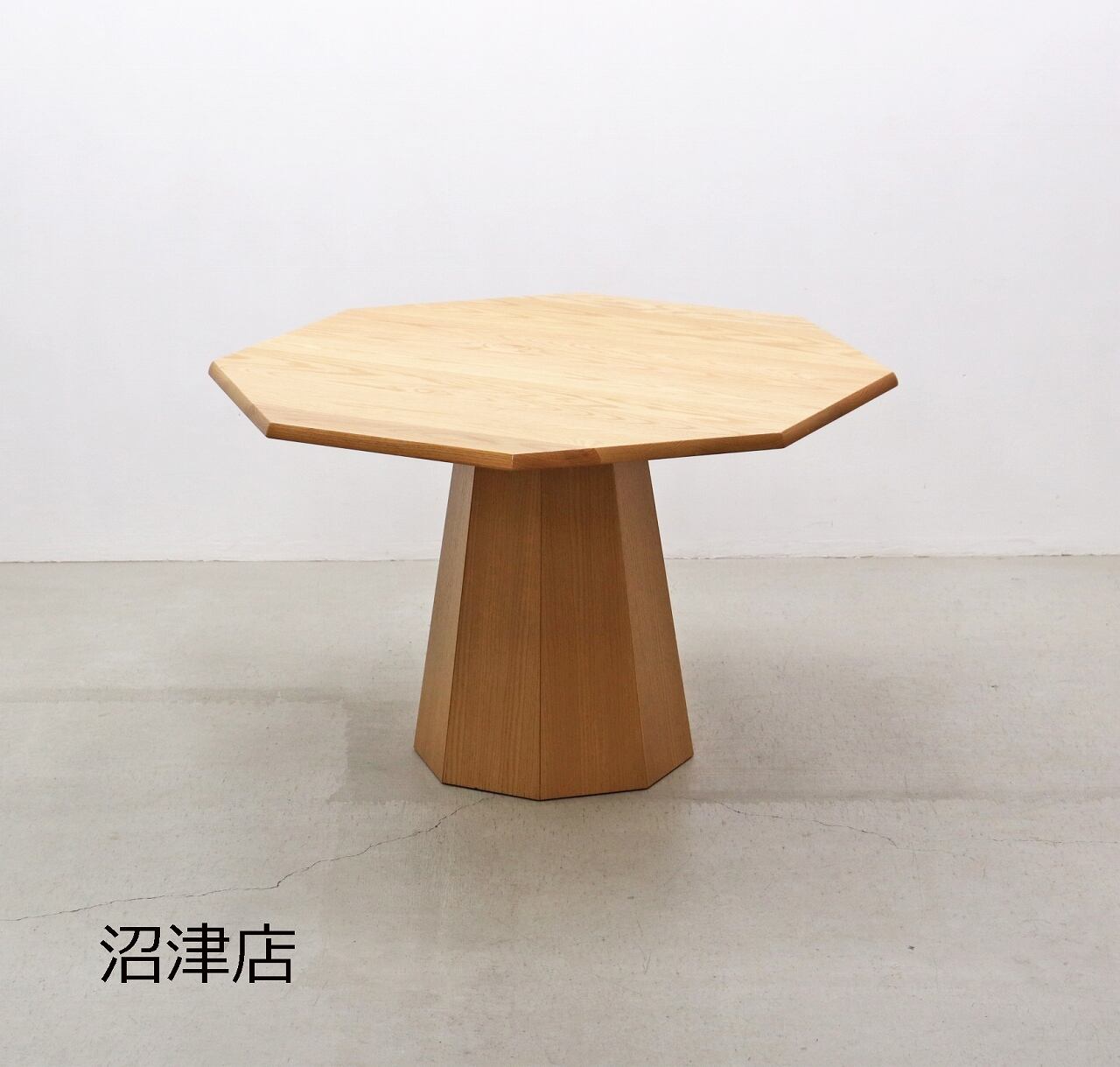 オーク無垢材 オクタゴン ダイニングテーブル ナチュラル モダン 円型 八角 沼津店】オーク無垢材 オクタゴン ダイニングテーブル