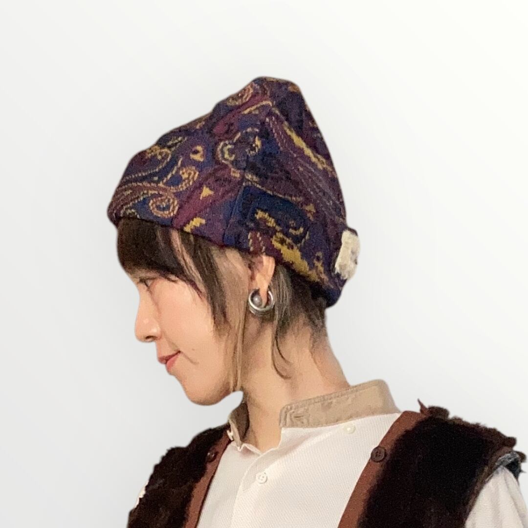 ZOZOTTE リメイクニットキャップ/ネイビー系ペイズリー柄