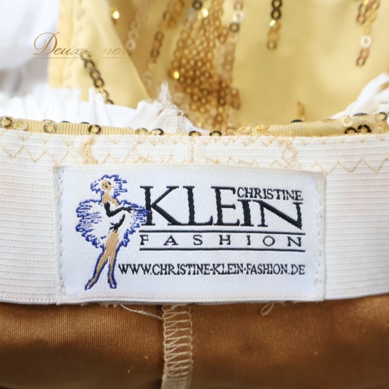 社交ダンス 衣装 Christine Klein Fashion クリスティーネ クライン ラテン ドレス ワンピース フリンジ デモ 競技 ダンス パーティ 発表会 金 白 ホワイト系 ゴールド系 エレガント おしゃれ フロア映え ユニーク デザイン フリンジ装飾 ステージ衣装 派手 豪華 ダンスイベント パフォーマンス