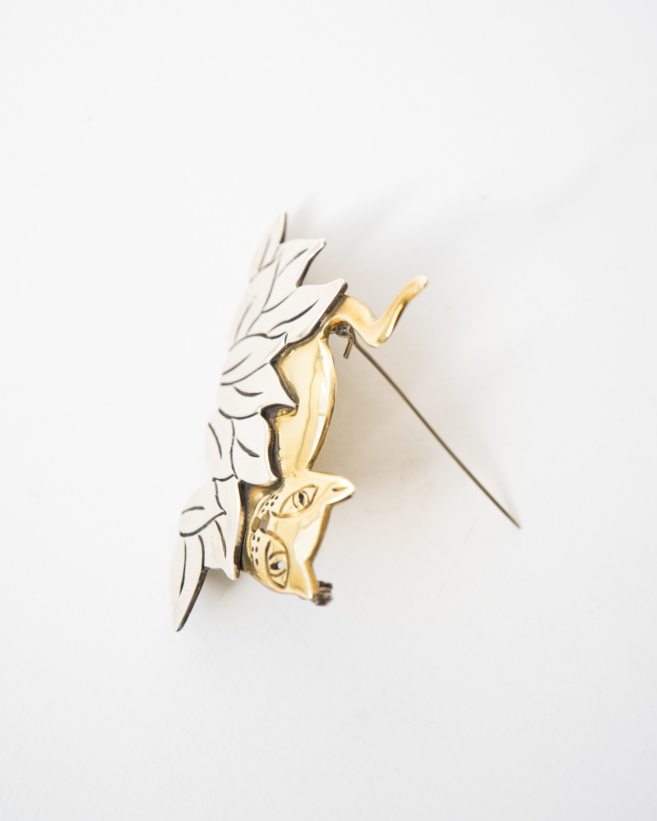 〈Emilia Castillo〉Cat Brooch