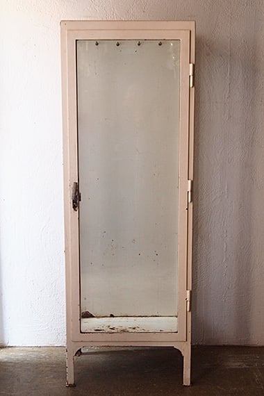 ドイツ.白い鉄のケビント-vintage metal cabinet | アンティーク