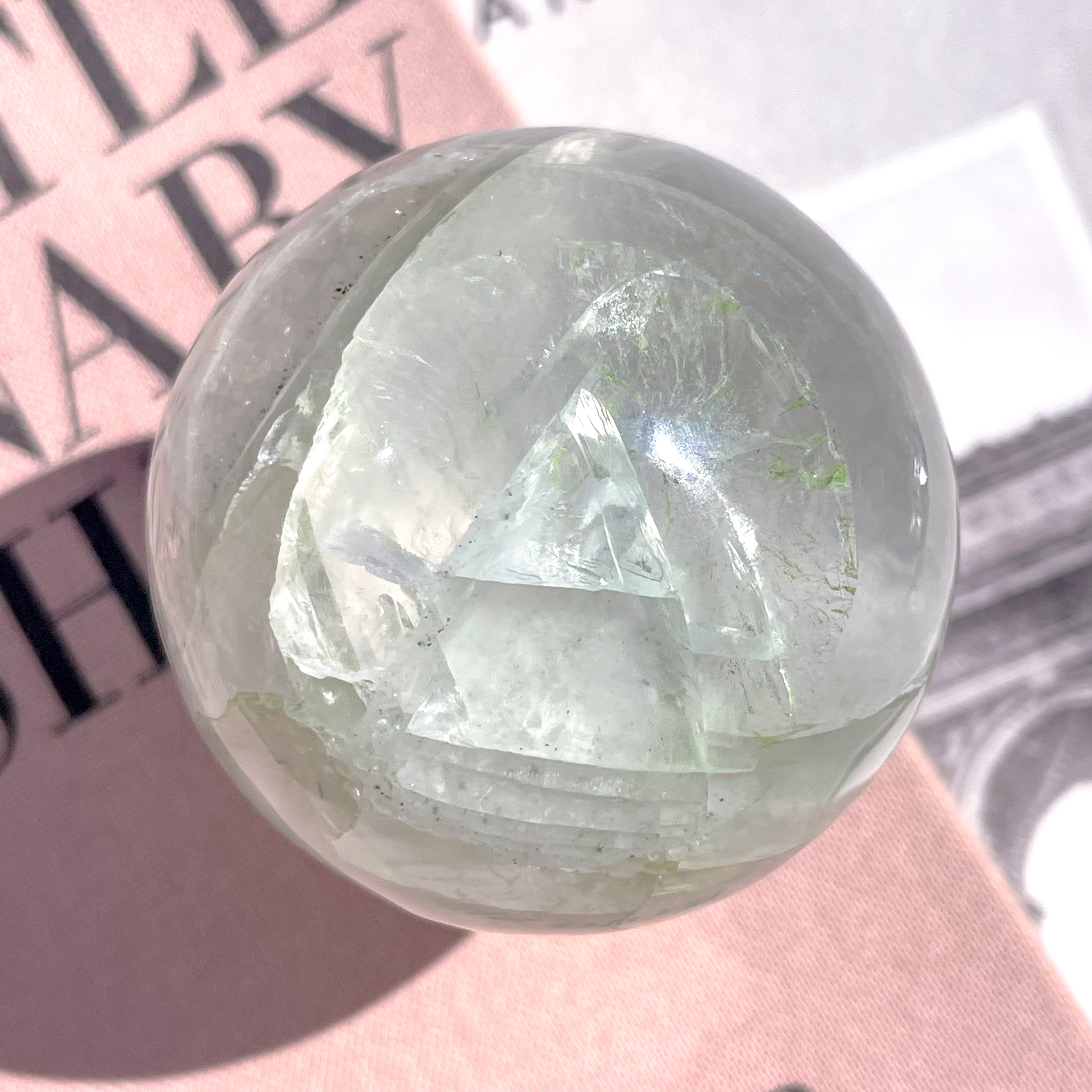 Green Calcite Sphere ✧グリーンカルサイト