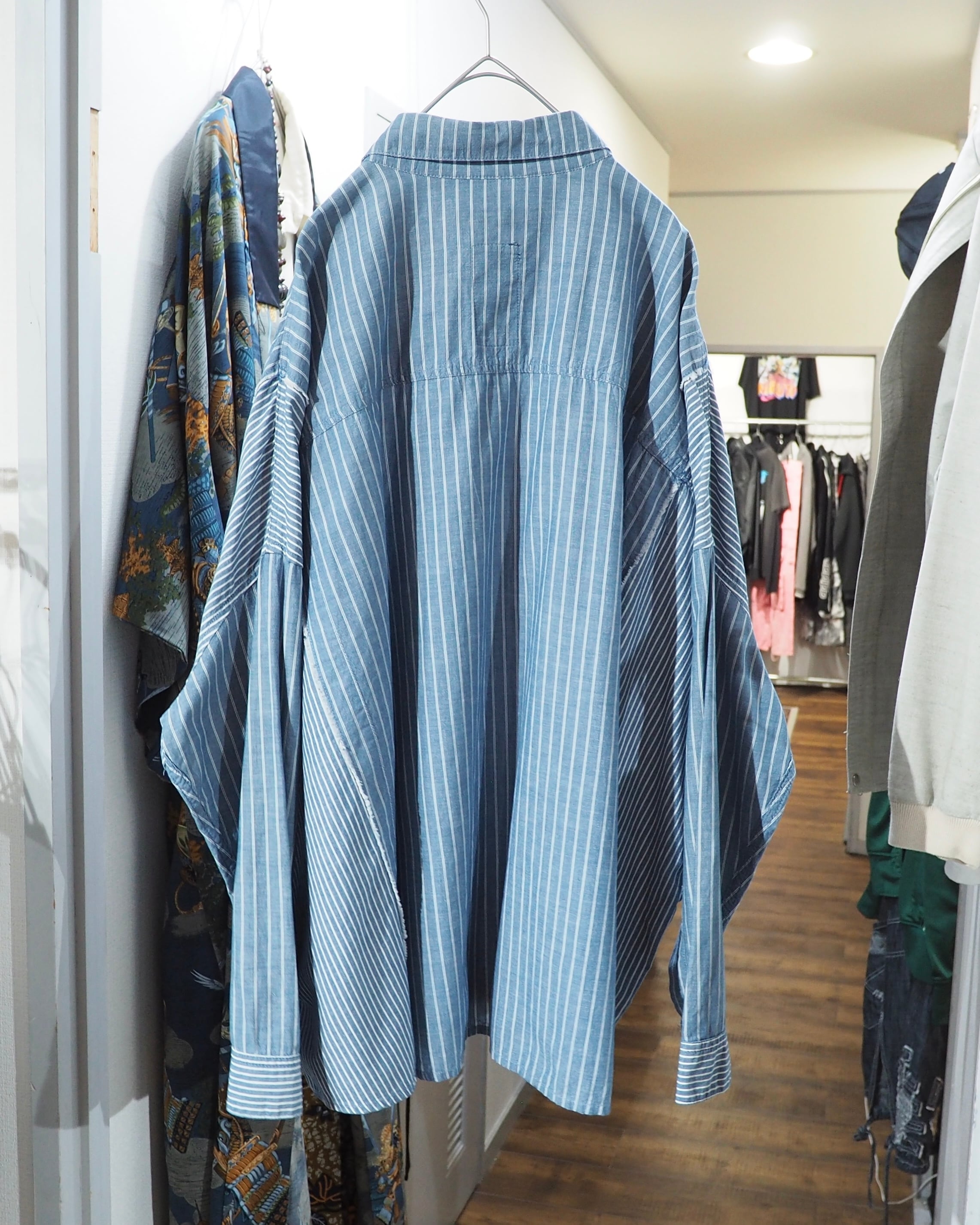 ” Advantage cycle × JIEDA - 再構築 ” Over silhouette Stripe switching shirt