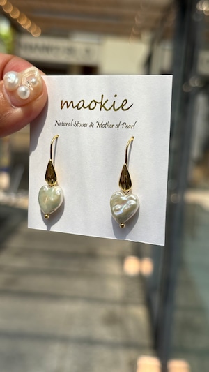 再販⭐️淡水パールのハート形シェルフックピアス