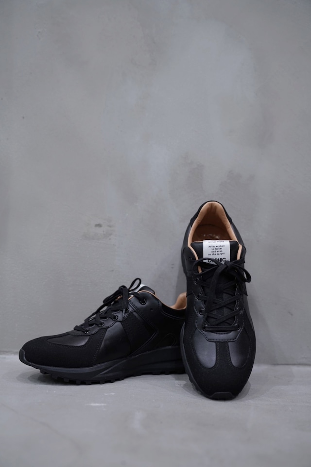 ORPHIC B21 G/R TRAINER Black